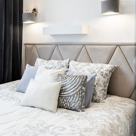 Lovely Flat Fabryczna Street Ac Free Parking 克拉科夫 外观 照片